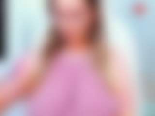 Live cam show with evelynerosse - Office on Milf Play