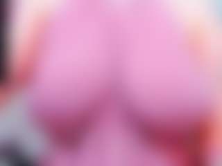 Live cam show with evelynerosse - Petite MILF on fuklive.com
