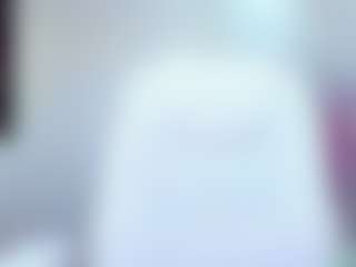 Live cam show with evelynerosse - Petite MILF on camgirlchat.live