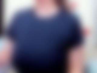 Live cam show with evelynerosse - Big Tits Small Tits on CamSodaAdn