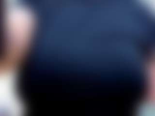 Live cam show with evelynerosse - Petite Young Adult on Livezox