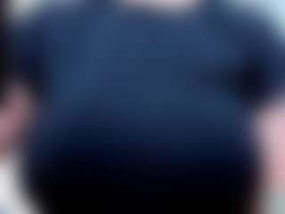 Live cam show with evelynerosse - Blonde Hair on xDating