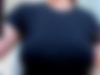 Live cam show with evelynerosse - Blonde Hair on madthumbs