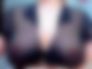 Live cam show with evelynerosse - Blonde Hair MILF on Lustler