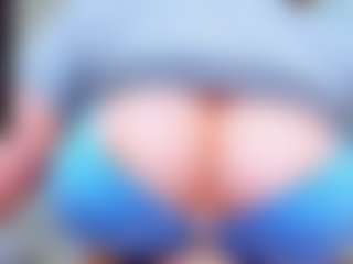 evelynerosse's Live Sex Cam Show