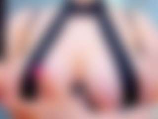 Live cam show with evelynerosse - Flashing on crypto-cams
