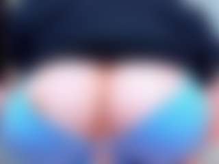 Live cam show with evelynerosse - Lesbian on LiveSexCams6