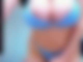 evelynerosse's Live Sex Cam Show