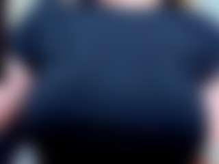 evelynerosse MILF webcam performer live streaming