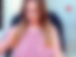 Live cam show with evelynerosse - Teen (18+) on Camsoda