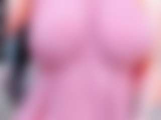 Live cam show with evelynerosse - Middle Aged on liverealitysex.com