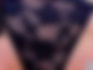 evelynerosse's Live Sex Cam Show