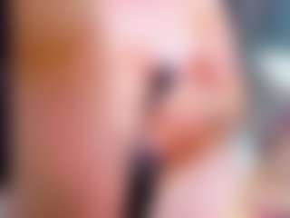 Live cam show with evelynerosse - Drinking on Hubzter Live