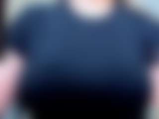 Live cam show with evelynerosse - Average on Adult Interactions