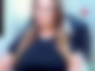 Live cam show with evelynerosse - Flashing on CamSodaAdn