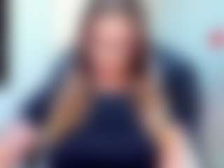 Live cam show with evelynerosse - Gamer MILF on anonymated.com