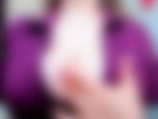 Live cam show with evelynerosse - Blonde Hair Middle Aged on chickslive.net