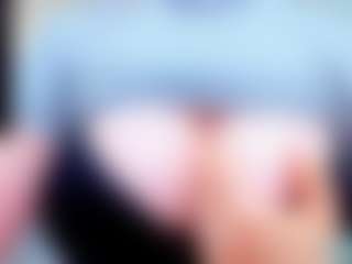 Live cam show with evelynerosse - Blonde Hair Curvy on Camsoda