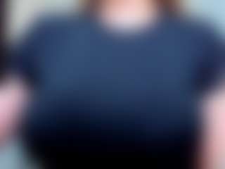 Live cam show with evelynerosse - Big Tits Small Tits on Camsoda