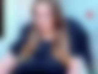 evelynerosse MILF webcam performer live streaming
