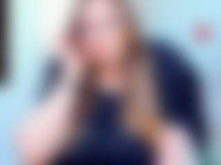 Live cam show with evelynerosse - Dildo Or Vibrator MILF on https://playwithruby.com