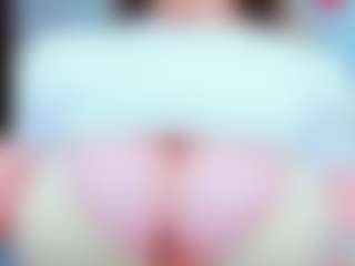 Live cam show with evelynerosse - Squirt on TeamSkeetLive