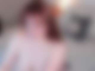 Live cam show with Sara - Big Tits on AdultVida.com