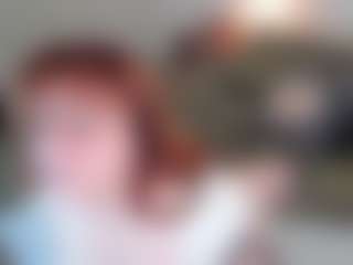 Live cam show with Sara - Dirty Talk on milfzrlive.com