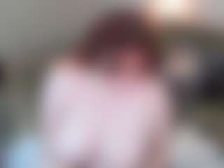 Live cam show with Sara - Lovense Middle Aged on 1on1-livenow