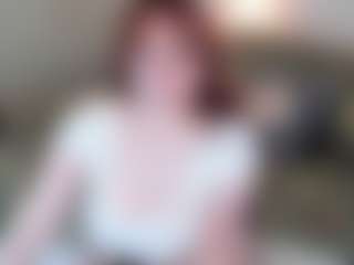 Live cam show with Sara - Gagging on anonymated.com