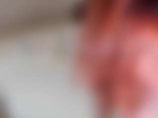 Live cam show with Sara - Strip MILF on Soda Cam