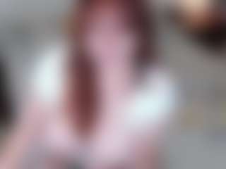 Live cam show with Sara - Deepthroat on hrnylive.com
