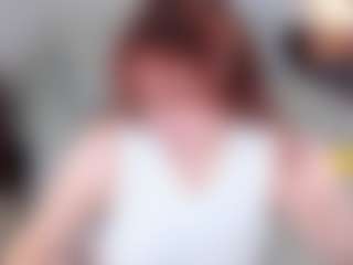 Live cam show with Sara - Red Hair HD on livesuperchat.net