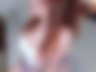 Live cam show with Sara - BBW on hotwifechat.live