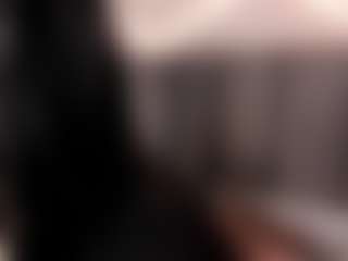 Live cam show with VERONICA - Lesbian on AdultVida.com