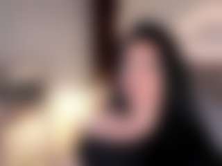 Live cam show with VERONICA - Living Room on SmokeAndPoke