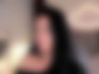 Live cam show with VERONICA - Living Room on camgirlchat.live