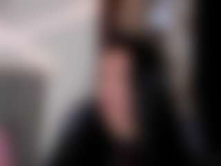 Live cam show with VERONICA - Living Room on Streamer API