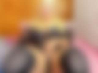 Esperanza Miller MILF webcam performer live streaming