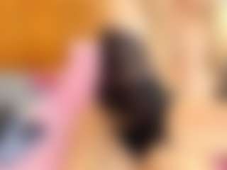 Esperanza Miller MILF webcam performer live streaming