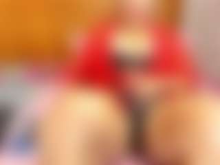 Live cam show with Esperanza Miller - Mature on Camsoda