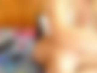Live cam show with Esperanza Miller - Middle Aged on SinfulBabes