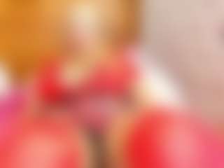 Live cam show with Esperanza Miller - Mature on Mixed Magazine Live