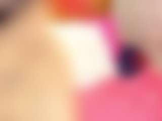 Live cam show with Esperanza Miller - Mature on Mixed Magazine Live