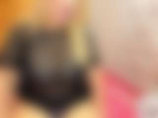 Live cam show with Esperanza Miller - Middle Aged on Soda Cam