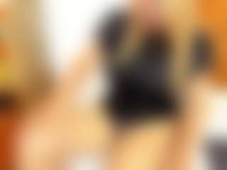 Live cam show with Esperanza Miller - Middle Aged on Mixed Magazine Live