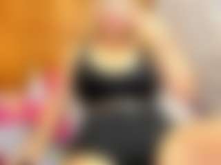 Live cam show with Esperanza Miller - Spanish Mature on AdultVida.com | colombia