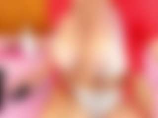 Esperanza Miller MILF webcam performer live streaming