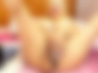 Live cam show with Esperanza Miller - Athletic BBW on Mixed Magazine Live