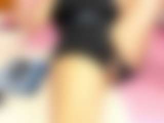 Live cam show with Esperanza Miller - Athletic MILF on sexylive.show
